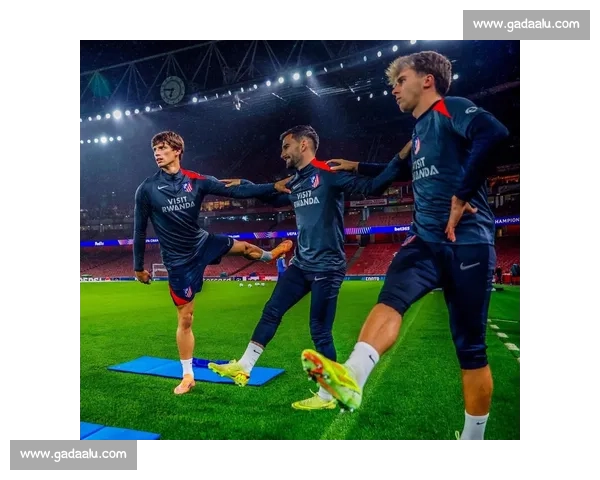 欧冠巅峰对决精彩集锦豪门碰撞进球盛宴回顾激情时刻重现 - 副本 欧冠巅峰对决精彩集锦豪门碰撞进球盛宴回顾激情时刻重现 - 副本